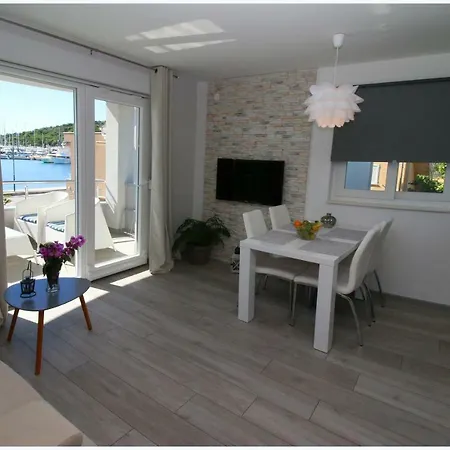 Silver Beauty Rogoznica (Sibenik-Knin)